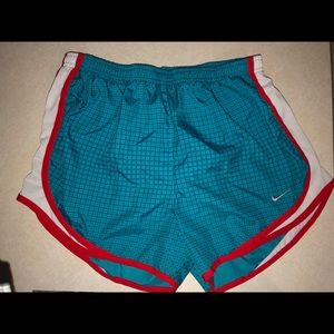 NIKE Women’s Shorts